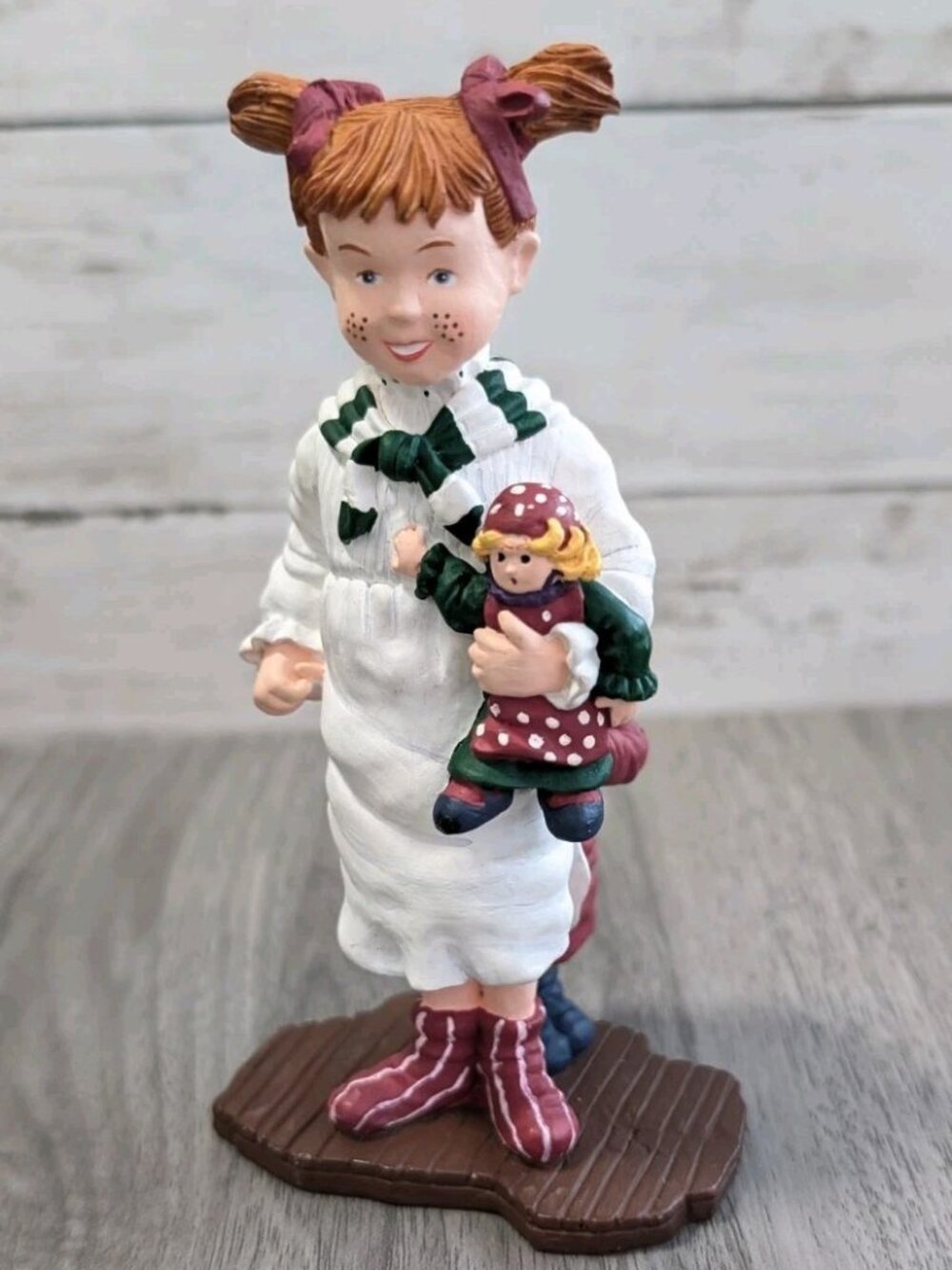 Dept 56 All Through The House Sarah Kate & Andy Christmas Vintage Figurine